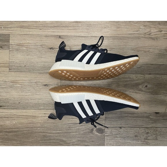 [GY6057] Mens Adidas NMD_R1 Size 12
